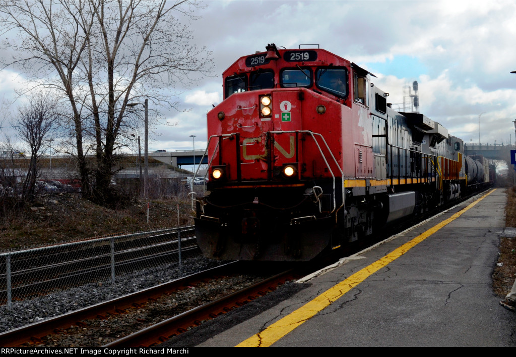 CN 2519